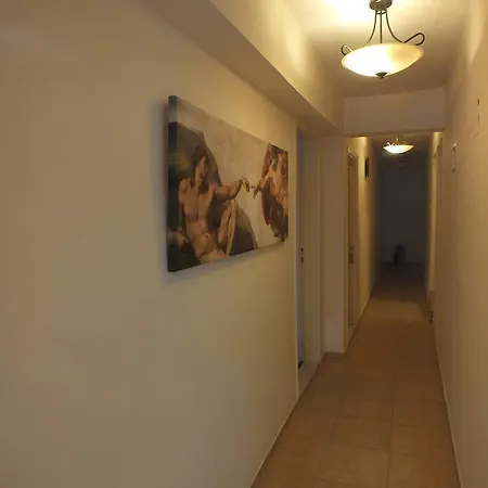 Dorukhan Nocleg ze śniadaniem 2*